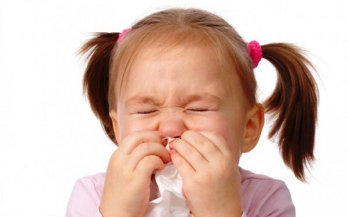 Trị sổ mũi cho bé mà không phải dùng thuốc